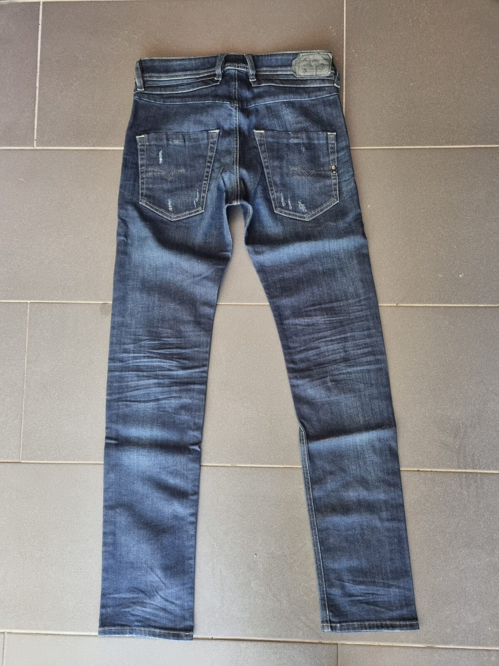 Diesel BELTHER-R Herren Jeans W28 L32 Regular Slim Tapered 00SWI1 R844T SLR7B3