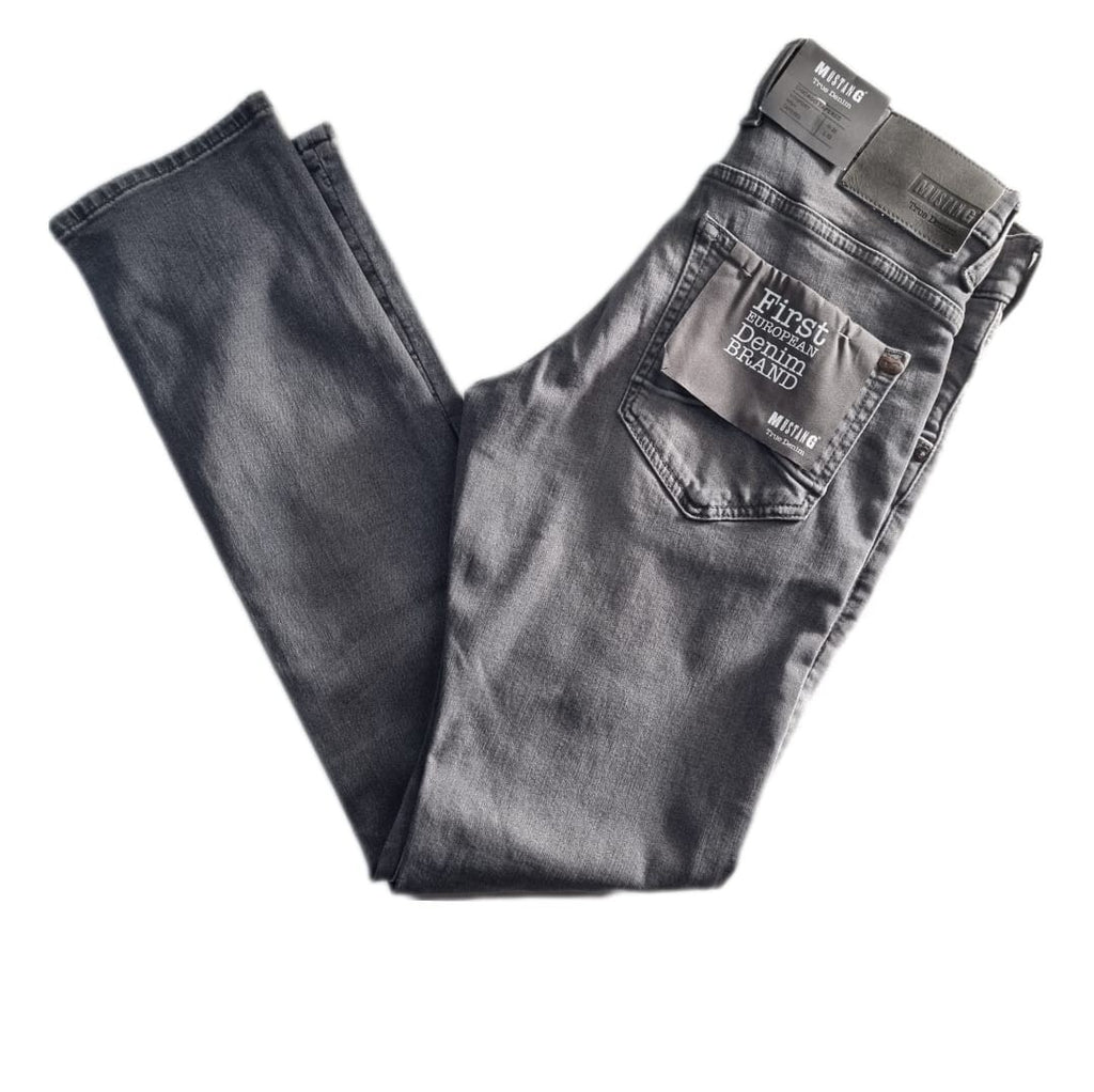 Mustang Herren Jeans Chicago Tapered Comfort High Tapered 1005692 4500 883 Grau