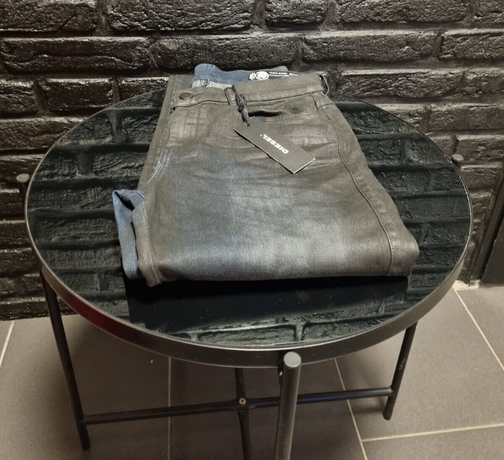 DIESEL Damen Jeans Sandy-B W28 L32 Schwarz Bootcut Regular Waist Sonderkondition