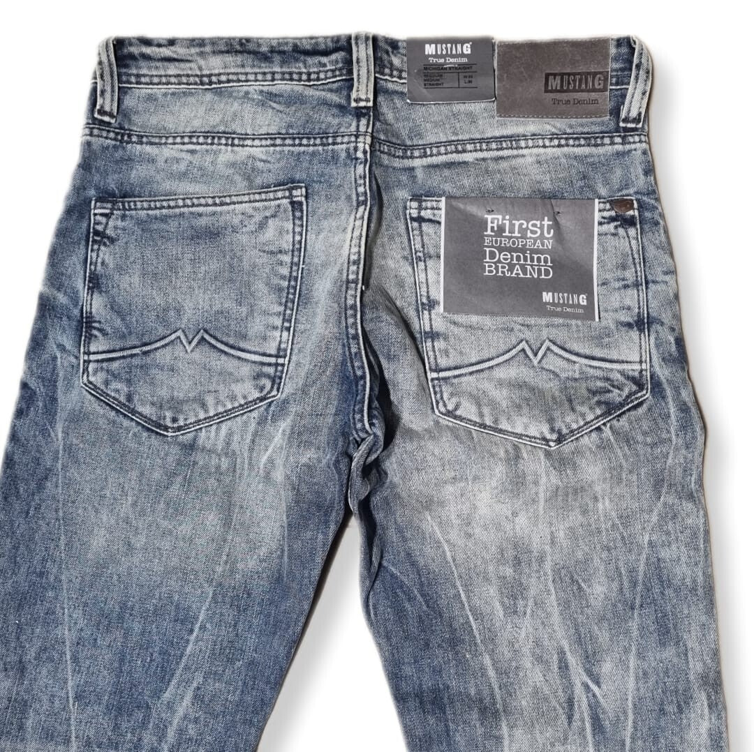 MUSTANG Herren Jeans Michigan Straight W32 L30 Blau Regular Fit Medium Rise BR2E