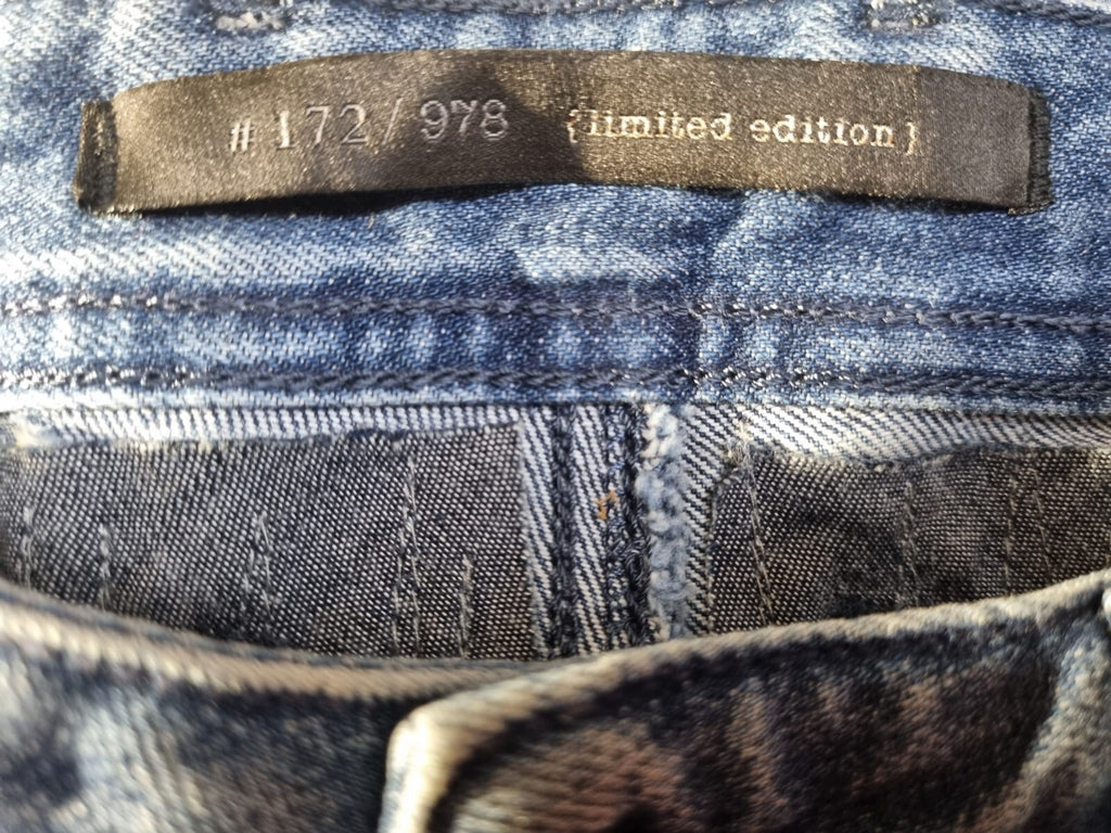 DIESEL Herren Jeans Narrot W29 L32 Limited Edition 172/978 Carrot Made in Italy