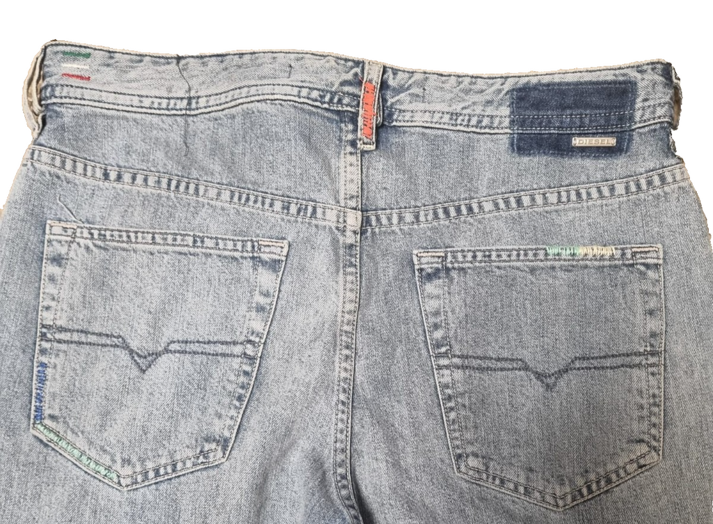 DIESEL Herren Jeans BUSTER W30 L30 Regular Slim Tapered Limited Edition Blau K4